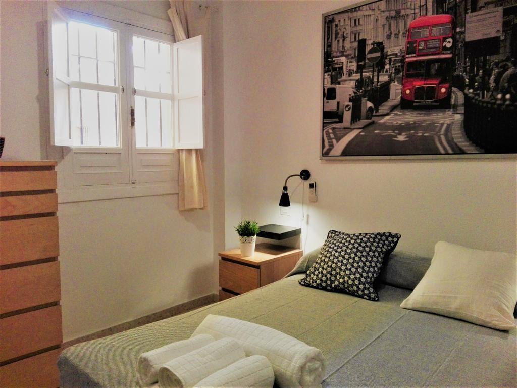 Duplex En Corral De Vecinos San Bernardo Apartment Seville Luaran gambar