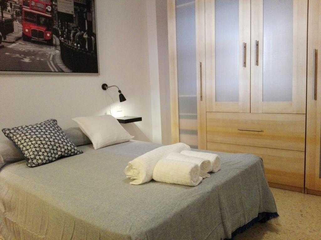 Duplex En Corral De Vecinos San Bernardo Apartment Seville Luaran gambar