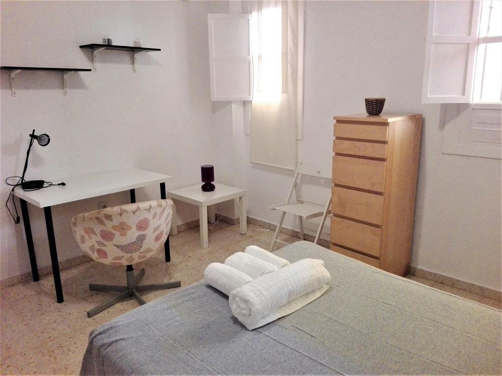 Duplex En Corral De Vecinos San Bernardo Apartment Seville Luaran gambar