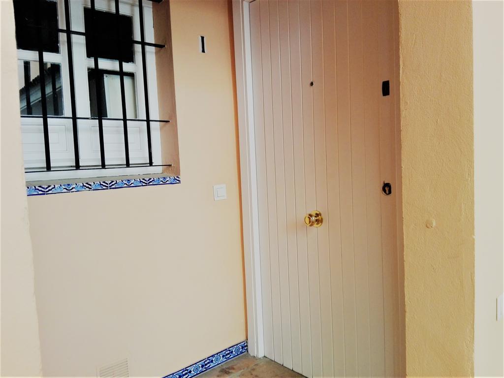 Duplex En Corral De Vecinos San Bernardo Apartment Seville Luaran gambar