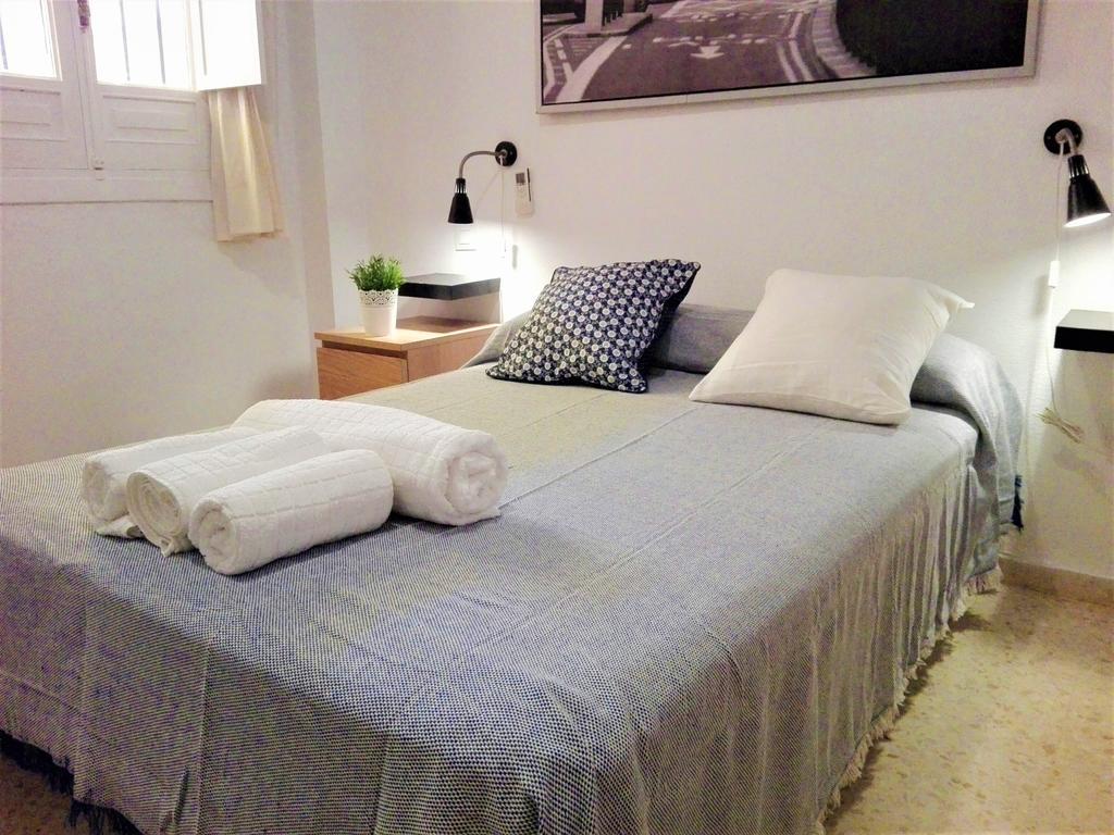 Duplex En Corral De Vecinos San Bernardo Apartment Seville Luaran gambar