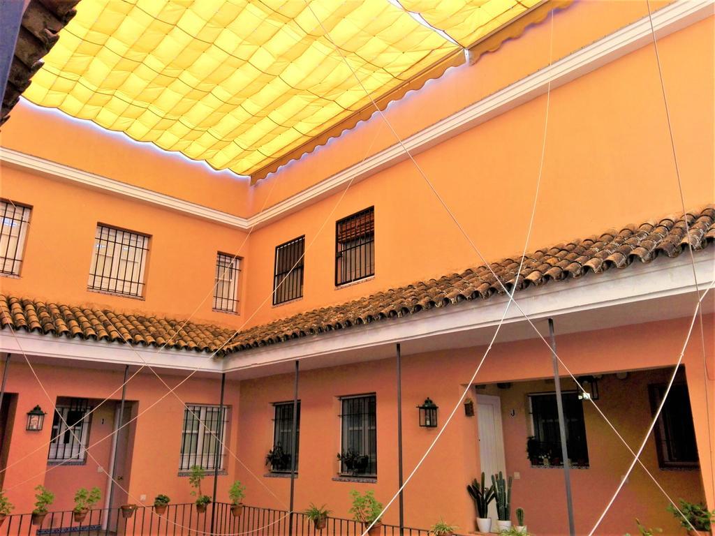 Duplex En Corral De Vecinos San Bernardo Apartment Seville Luaran gambar