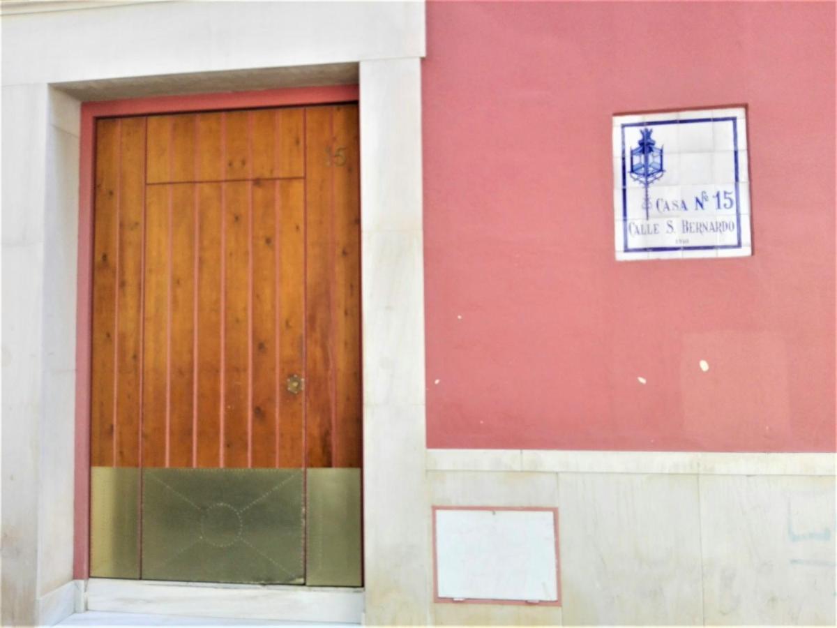 Duplex En Corral De Vecinos San Bernardo Apartment Seville Luaran gambar